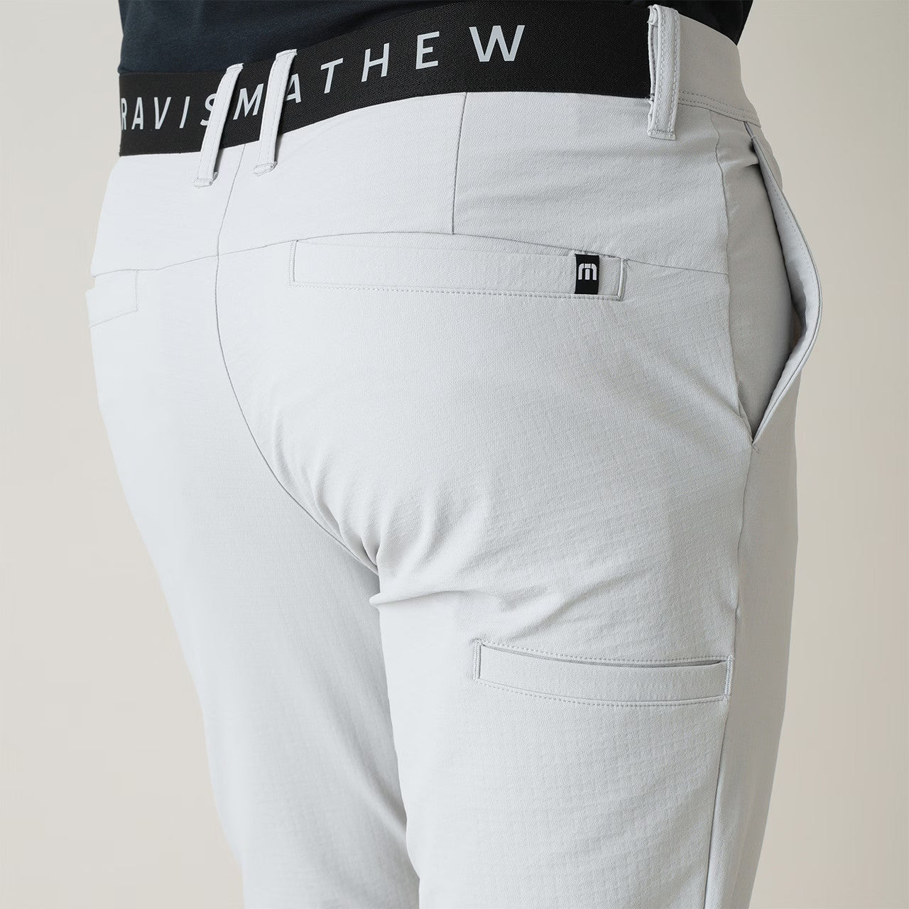 【Travis Mathew】トラヴィスマシュー ナイロン ジャカード テーバードパンツ(MENS) 7AM008