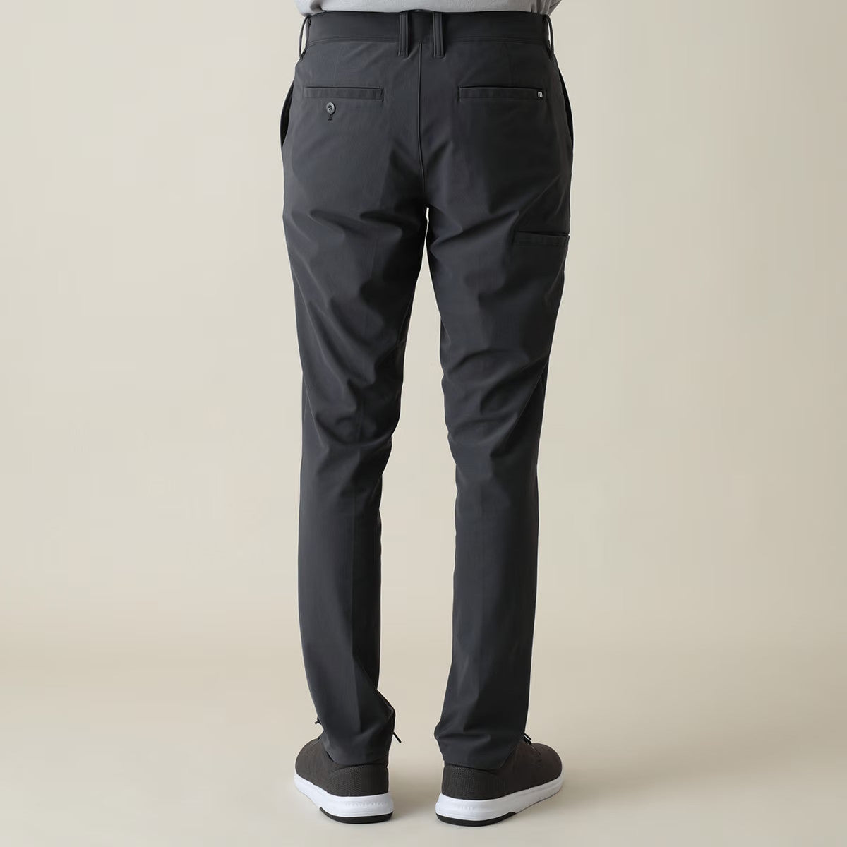 【Travis Mathew】エアトール接触冷感ロングテーパードパンツ(MENS) 7AN037