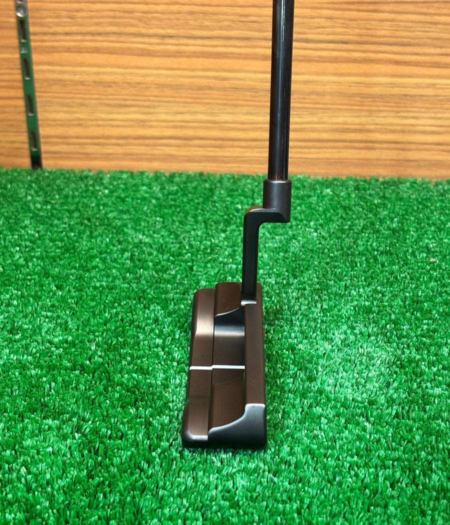 【Scotty Cameron】2023 SUPER SELECT NEWPORT+ SPDLX MOTO MATBKRGRY　スコッティキャメロン 2023スーパーセレクト ニューポートプラス MOTO マットブラック