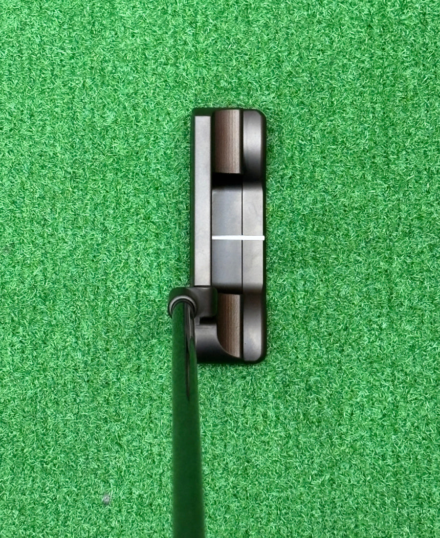 【Scotty Cameron】2023 SUPER SELECT NEWPORT+ SPDLX MOTO MATBKRGRY　スコッティキャメロン 2023スーパーセレクト ニューポートプラス MOTO マットブラック