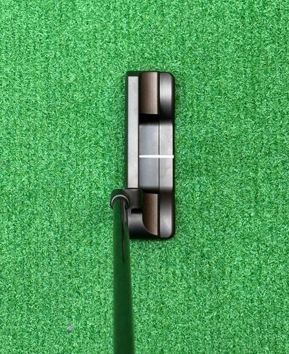 【Scotty Cameron】2023 SUPER SELECT NEWPORT+ SPDLX MOTO MATBKRGRY　スコッティキャメロン 2023スーパーセレクト ニューポートプラス MOTO マットブラック