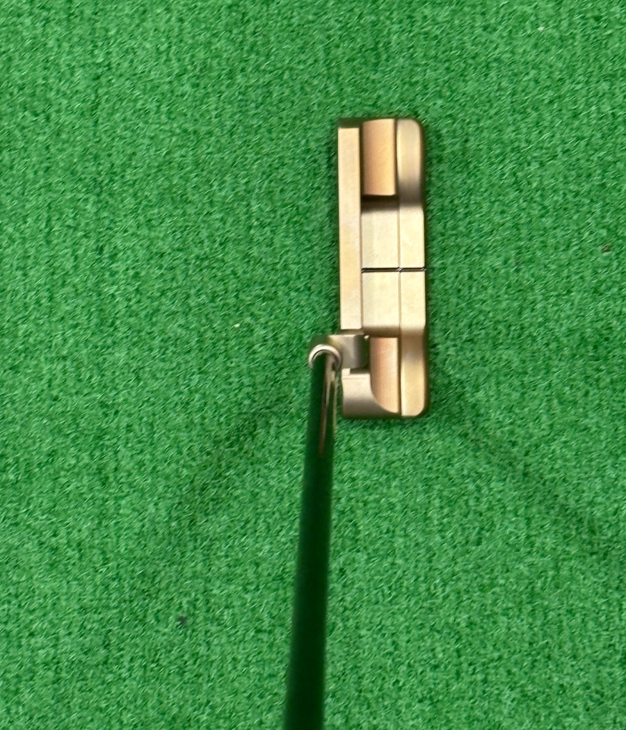【Scotty Cameron】SUPER SELECT NEWPORT+ BRONZ DLX MOTO　スコッティキャメロン スーパーセレクト ニューポートプラス ブロンズDLX カスタムパター
