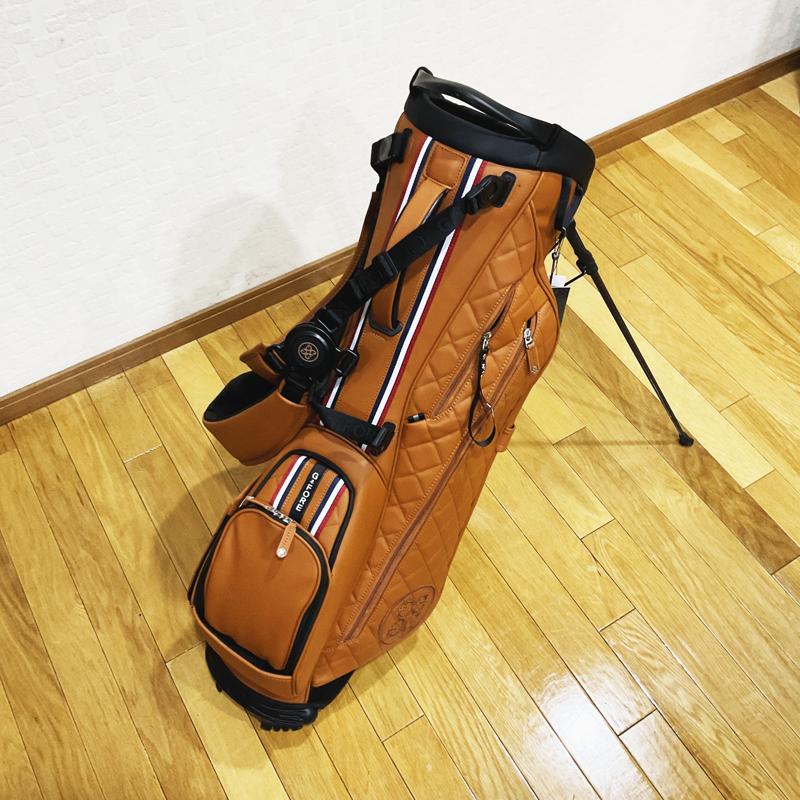 【G/FORE】Mens  JP Daytona Plus Golf Bag　ジーフォア　メンズ JP デイトナ プラス　ゴルフバッグ　ブラウン　スタンド付き　G4AF22A24JP／073429801　G/FORE,ジーフォア,ゴルフ用品,ゴルフバッグ,キャディバッグ,キャディバック,スタンド付き,軽量,メンズ,ユニセックス