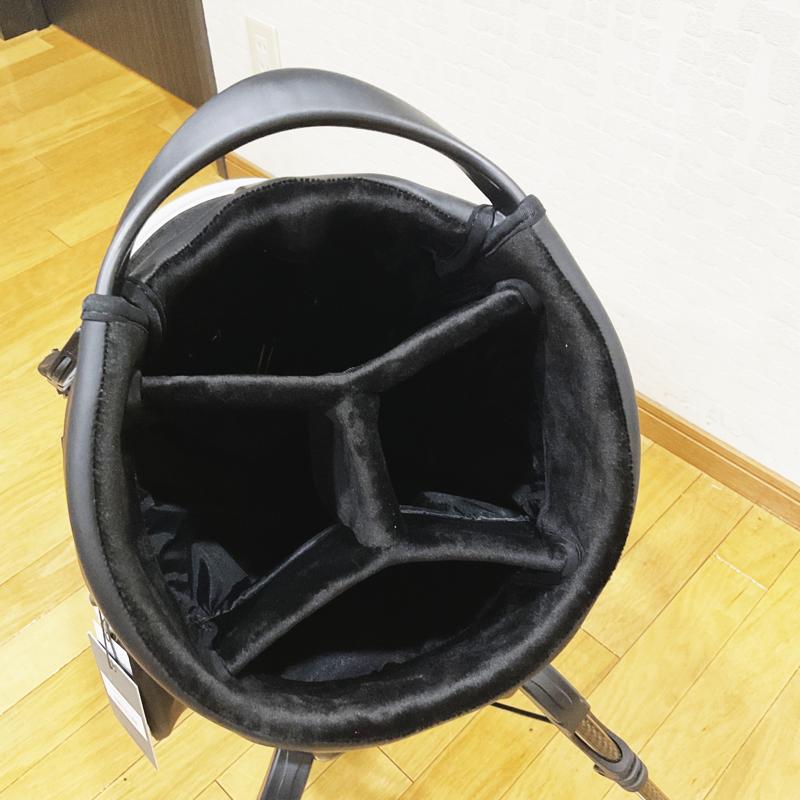 【G/FORE】Mens Transporter Ⅲ Golf Bag SNOW　ジーフォア　メンズ　トランスポーター３ ゴルフバッグ　スノー　スタンド付き　G4AS21A20／072412819　G/FORE,ジーフォア,ゴルフ用品,ゴルフバッグ,キャディバッグ,キャディバック,スタンド付き,軽量,５ポケット,口枠６,メンズ,ユニセックス