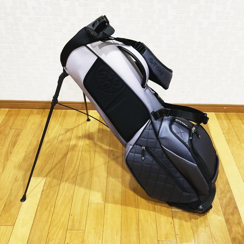 【G/FORE】Mens Daytona Plus Golf Bag ONYX Gradient　ジーフォア　メンズ　デイトナ プラス　ゴルフバッグ　オニキスグラデーション　スタンド付き　G4AF22A25／073429804　G/FORE,ジーフォア,ゴルフ用品,ゴルフバッグ,キャディバッグ,キャディバック,スタンド付き,軽量,メンズ,ユニセックス