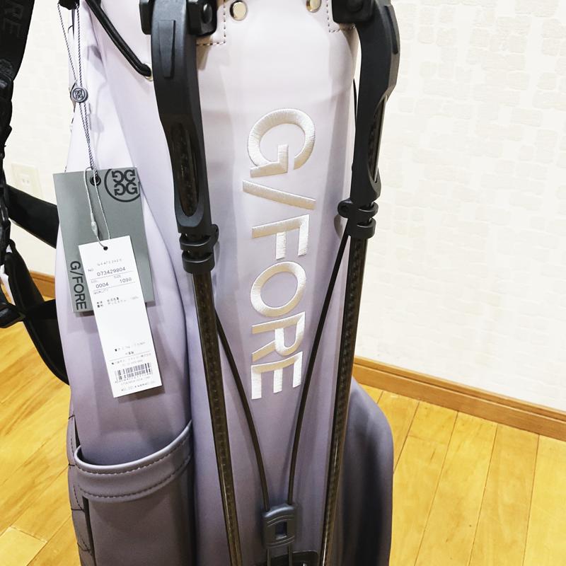 【G/FORE】Mens Daytona Plus Golf Bag ONYX Gradient　ジーフォア　メンズ　デイトナ プラス　ゴルフバッグ　オニキスグラデーション　スタンド付き　G4AF22A25／073429804　G/FORE,ジーフォア,ゴルフ用品,ゴルフバッグ,キャディバッグ,キャディバック,スタンド付き,軽量,メンズ,ユニセックス