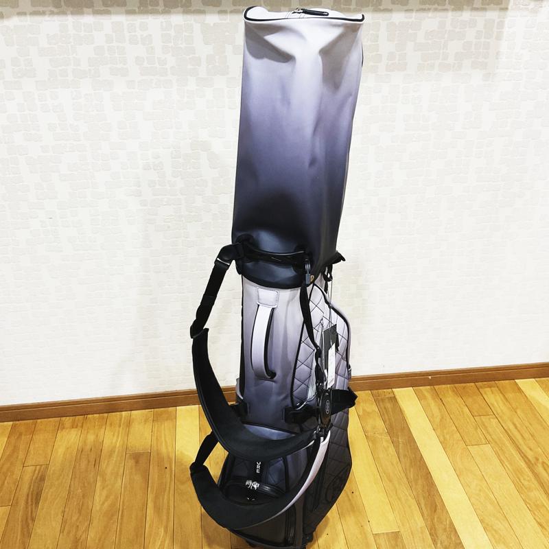 【G/FORE】Mens Daytona Plus Golf Bag ONYX Gradient　ジーフォア　メンズ　デイトナ プラス　ゴルフバッグ　オニキスグラデーション　スタンド付き　G4AF22A25／073429804　G/FORE,ジーフォア,ゴルフ用品,ゴルフバッグ,キャディバッグ,キャディバック,スタンド付き,軽量,メンズ,ユニセックス